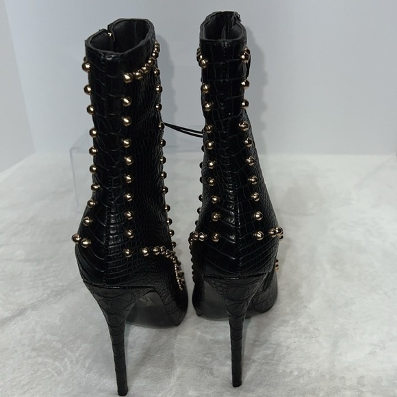Akika black croc studded ankle boots/booties. Size 37. NWOT. - Picture 5 of 8